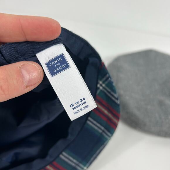 Janie & Jack Baby Toddler Wool Cabbie Hats Set of 2 Gray Red Plaid 12-24 Months - Picture 4 of 7